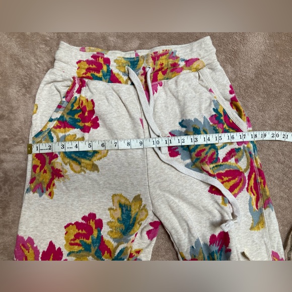 Anthropologie Camilla Sartuday Sunday Edita Ruched sweatshirt and pant - size XS - Picture 10 of 16